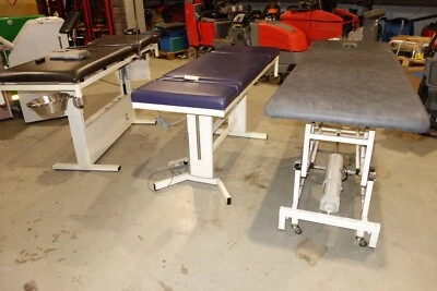 Behandlungsliege Praxisliege Untersuchungsliege elektrisch verstellbar - Bild 1 von 4