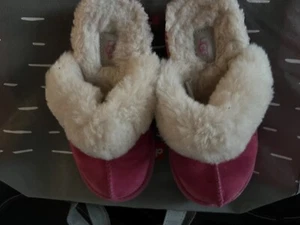 UGG AUSTRALIA MÄDCHEN ECHT LEDER LAMMFELL HAUSSCHUHE Pink 31 - Bild 1 von 4