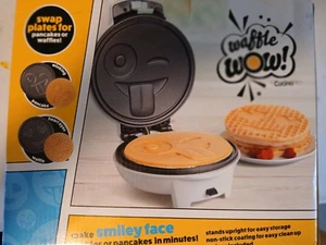 Smiley Face Emoji Waffler & Pancake Maker w 2 Interchangeable Removable 8" Pl... - Picture 1 of 1