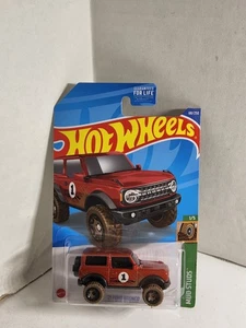 2022 Hot Wheels Mud Studs 1/5 - ‘21 FORD BRONCO - Red - 68/250 - HCW91 - Picture 1 of 12