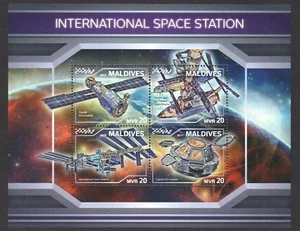 MALEDIVEN 2018 INT'L RAUMSTATION SOUVENIRBLATT MIT 4 BRIEFMARKEN IN NEUWERTIG POSTFRISCH UNBENUTZT - Bild 1 von 3