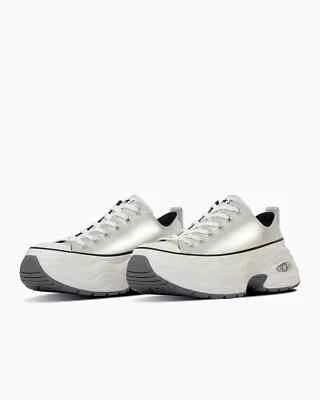 Scarpe CONVERSE ALL STAR SURGETRAINER LE OX 31314790 argento - Immagine 1 di 4