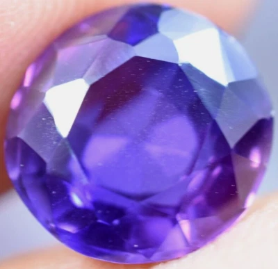 Natural MIRACULOUS Purple Scapolite 6.55 Ct Flawless GGL Certified Gemstone - Image 1 of 4