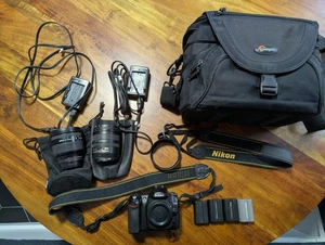 Nikon D50 DSLR camera + 2 Chargers, 4 Batteries, AF-S DX/Nikon AF NIKKOR lens - Picture 1 of 23