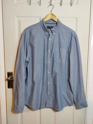M&S Men's Laundered Oxford Shirt Chambray Blue Large 41-43" Chest VGC - Image 1 of 4