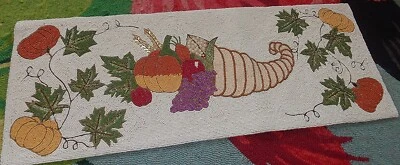 CORNUCOPIA DE ACCIÓN DE GRACIAS CORREDOR DE MESA CON CUENTAS, ¡MIRA! Foto 1 de 4