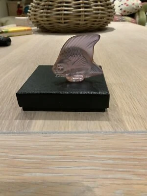 LALIQUE #3001700 SEAL FISH OPAQUE PARME PINK BRAND NEW BOXED FRENCH RARE COLOUR - image 1 of 4