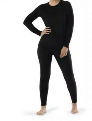 Realtree Ladies Flex Performance Thermal Set Top And Bottom - Image 1 of 3