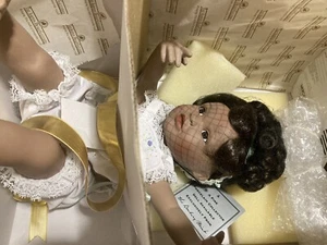 Vintage Ashton Drake 1995 "Whitney" Porcelain Doll Artist Yolanda Bello Retired - Picture 1 of 5