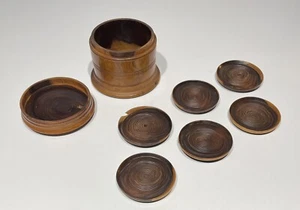 Holzuntersetzer Set ~ 6 Holzuntersetzer im Holzhalter ~ 3" ~ Vintage - Bild 1 von 8