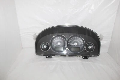 06 07 Velocímetro Mariner Cuadro de instrumentos Panel de instrumentos Medidores 155.556 millas Foto 1 de 4