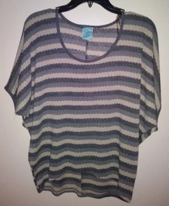 H.I.P. Happening In The Present Womens Top, Shirt, Blouse Size Large - Picture 1 of 3