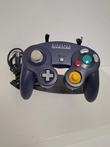 PURPLE NINTENDO GAME CUBE OFFICIAL WIRED CONTROLLER CLEAN TESTED - Picture 1 of 9