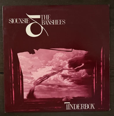 SIOUXSIE AND THE BANSHEES Tinderbox LP 1986 VG+/VG+ Foto 1 de 4