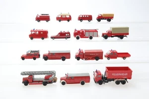 H0 1:87 15x Feuerwehr Fahrzeug LKW PKW Konvolut N100 - Picture 1 of 1