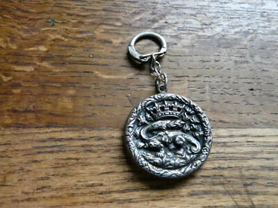 porte clé  porte clef à la salamandre métal blanc argenté - Photo 1/2