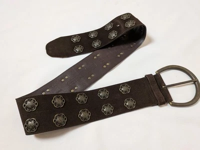 Fossil Mujer 27-29" Gamuza Cuero Cinturón Marrón Ancho Conchos y Hebilla Foto 1 de 4