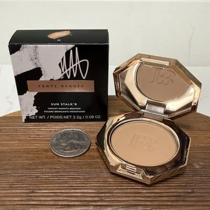 Fenty Beauty Sun Stalk'r Bronceador Calor Instantáneo 03 Private Island MINI 0.08oz - Imagen 1 de 4