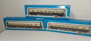 Calibre OO EXCELENTE 3x AIRFIX Suburban B Coach GWR marrón crema librea 6895 - Imagen 1 de 8
