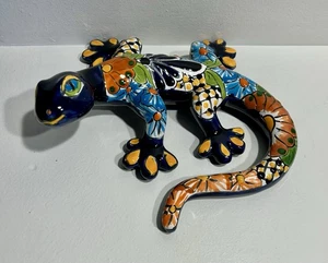 Signed Mexican Talavera Pottery Clay Lizard Gecko Multicolored Wall Hanger - Picture 1 of 11