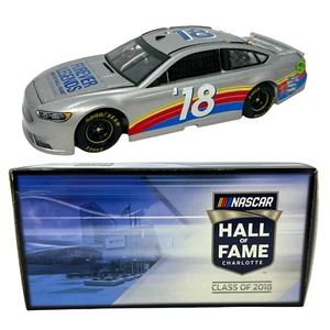 Lionel Racing Nascar #18 Hall of Fame 5 Inductees Ron Hornaday Ford 1:24 Diecast - Picture 1 of 16
