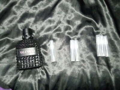 Valentino Uomo Born In Roma Mini Eau De Toilette 4 ml / 0,135 OZ NUEVO EN CAJA Envío gratuito Foto 1 de 4