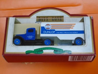 Lledo No 67000 - Premier Model Of A 1935 Ford 3 Ton Articulated Truck - DUNLOP - Image 1 of 3