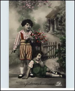 GEBURTSTAG ~1910/20 teilkolorierte AK Junge und Mädchen Kinder Gratulieren AK - Bild 1 von 1