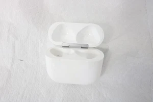 Estuche de carga Apple AirPods 4.ª generación carcasa de carga solo cargador sin distribuidor ANC - Imagen 1 de 1