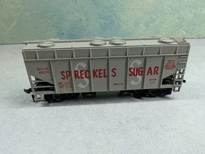 USED Tyco HO Operating 2 Bay Covered Hopper Spreckels Sugar GACX #42674 READ - Image 1 of 4