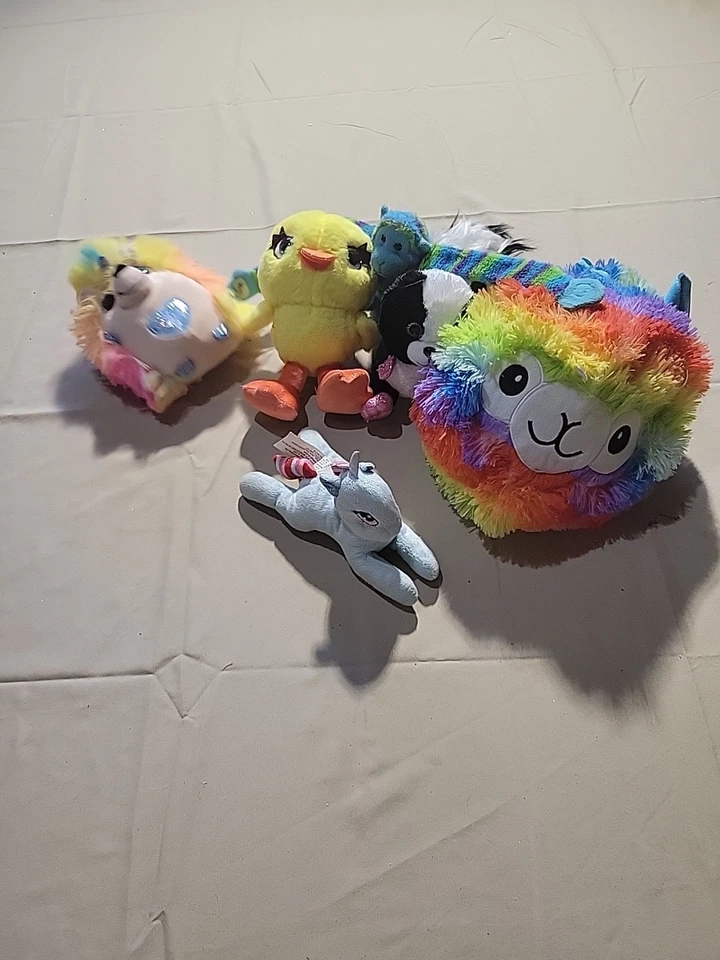 Lot Of 6 Plush Dolls - Image 1 of 4