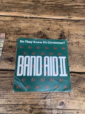 Band Aid 2 Do They Know It's Christmas? EX con 7" Vinyl 45 plays Nicely - Image 1 of 4