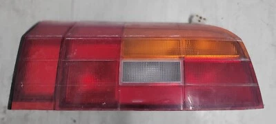 Luz trasera pasajero derecho Mercury Capri 91 92 93 OEM 63001 26180 Foto 1 de 4