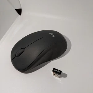 Logitech M310 (910001675) Wireless Mouse - Dark Gray With Unifying Dongle 3 Btns - Picture 1 of 5