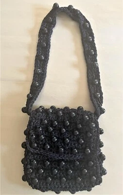 Bolsa de mão vintage 1960 tecida ráfia azul marinho com miçangas.  Feito na Itália - Imagem 1 de 4