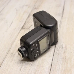 Bolt VX-710N TTL Flash for Nikon Cameras With Zoom, Tilt & Rotate, USED - Picture 1 of 11