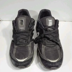 New Balance  990v5  Made in USA. Lifestyle Sneakers, Size 11  2E  M990bk5 - Picture 1 of 15