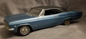 AMT 1/25 Mist Blue 1965 Chevrolet Impala SS Hardtop Dealer Promo Friction Model - Picture 1 of 15