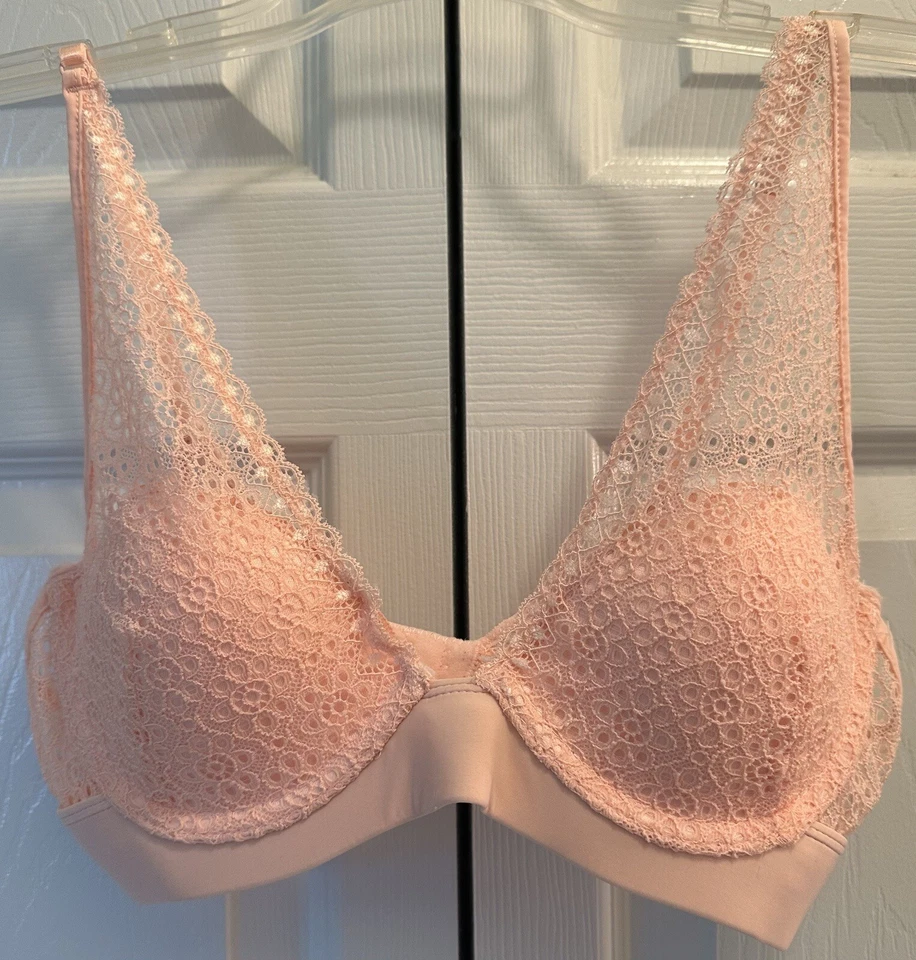 No Boundaries Pink Lace Underwired Plunge Bralette Size 34B - Image 1 of 3