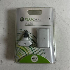 Microsoft Xbox 360 X11-22117-04 White Play & Charge Kit for Wireless Controller - Picture 1 of 5