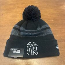 New York Yankees New Era Beanie Knit Pom Cuffed Black Gray 12304235 MSRP $28