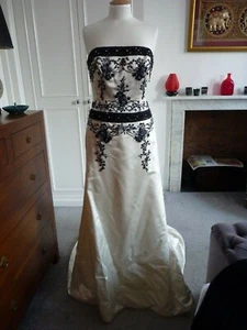 Pronuptia Paris Couture Wedding dress Size 12-14 - UNWORN - Picture 1 of 12