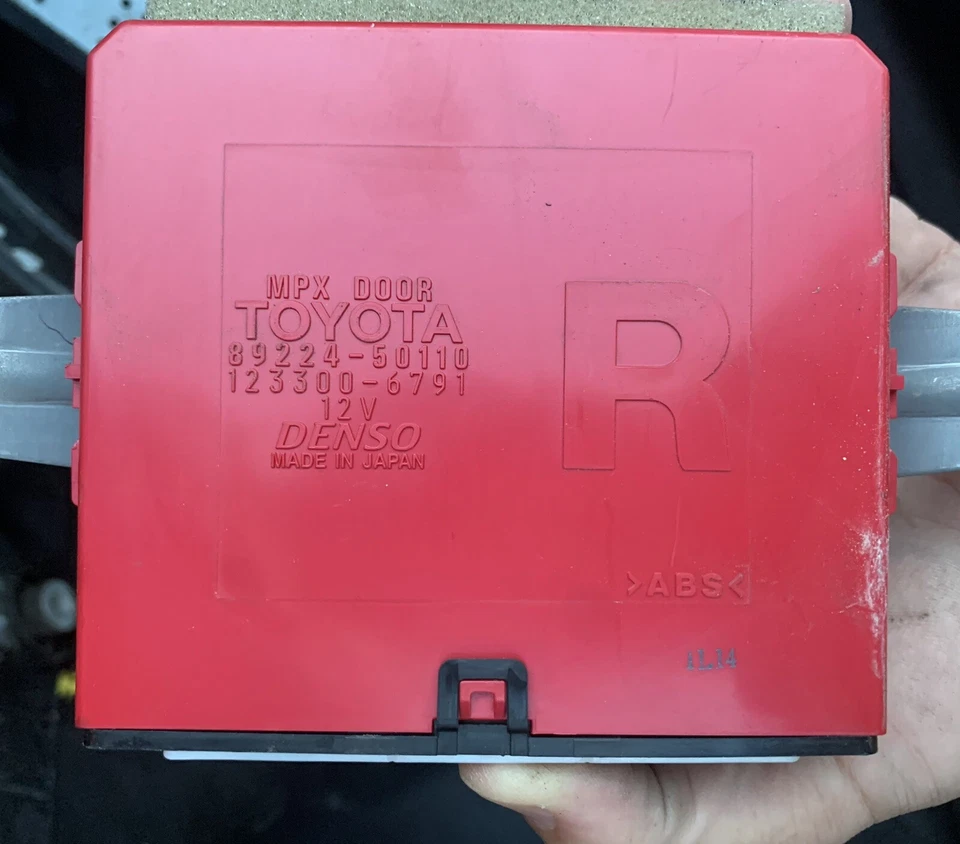 ☑️ Módulo de control de puerta trasera pasajero derecho LEXUS LS460 2007 2008 2009 USADO OEM Foto 1 de 1