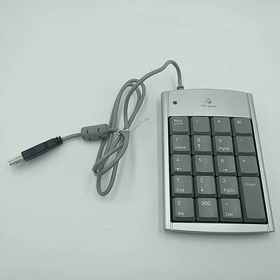 Targus USB Number Keypad PAUK10U-B8 - Image 1 of 3