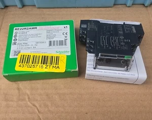 Schneider Electric RE22R2AMR On Delay Zelio Time Relay 24-240VAC 0.05Sec-300H - Picture 1 of 10