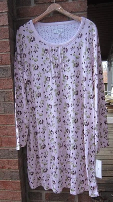 Nuevo con etiquetas Karen Neuburger XL Mujer Pintuck Camisón Estampado Bayas Esmerilado Floral Foto 1 de 4