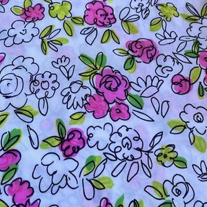 Flowers Floral Girls Novelty Poplin Fabric Sold By 1/2m = 50 cm L x 100 cm W BN - Picture 1 of 5