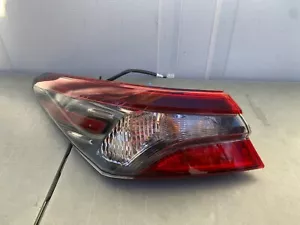 TOYOTA CARMY 21 24 TAIL LIGHT LEFT SIDE OEM LED - Bild 1 von 2