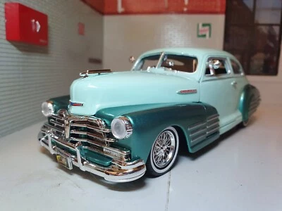 Chevrolet Aerosedan Fleetline 1948 Green Lowered Lowrider 1:24 Scale Model Car - Image 1 of 4