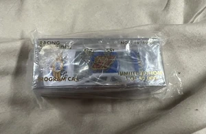 Racing Champion Napa diecast 16 de noviembre de 1997 edición limitada 1 de 40.000 coche programa - Imagen 1 de 4